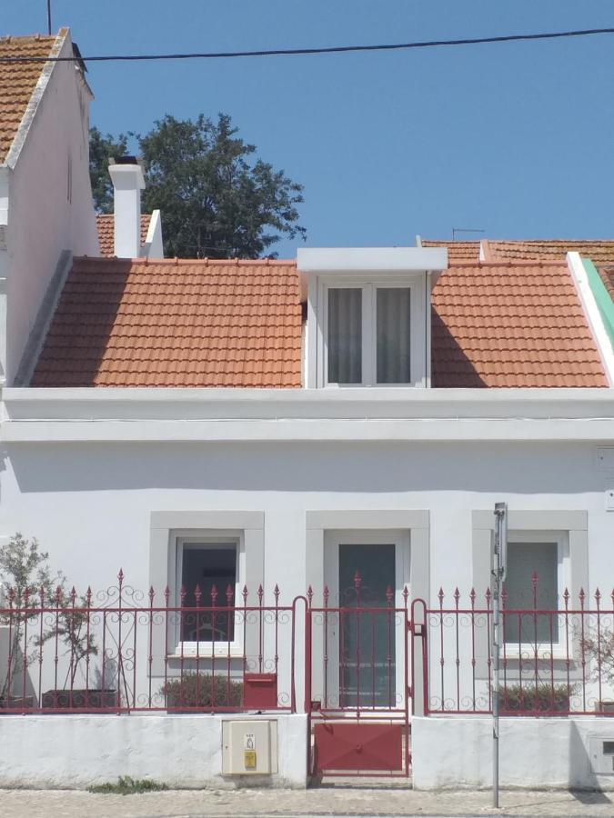 Villa Casa Do Lado - The Next Door à Seixal  Extérieur photo